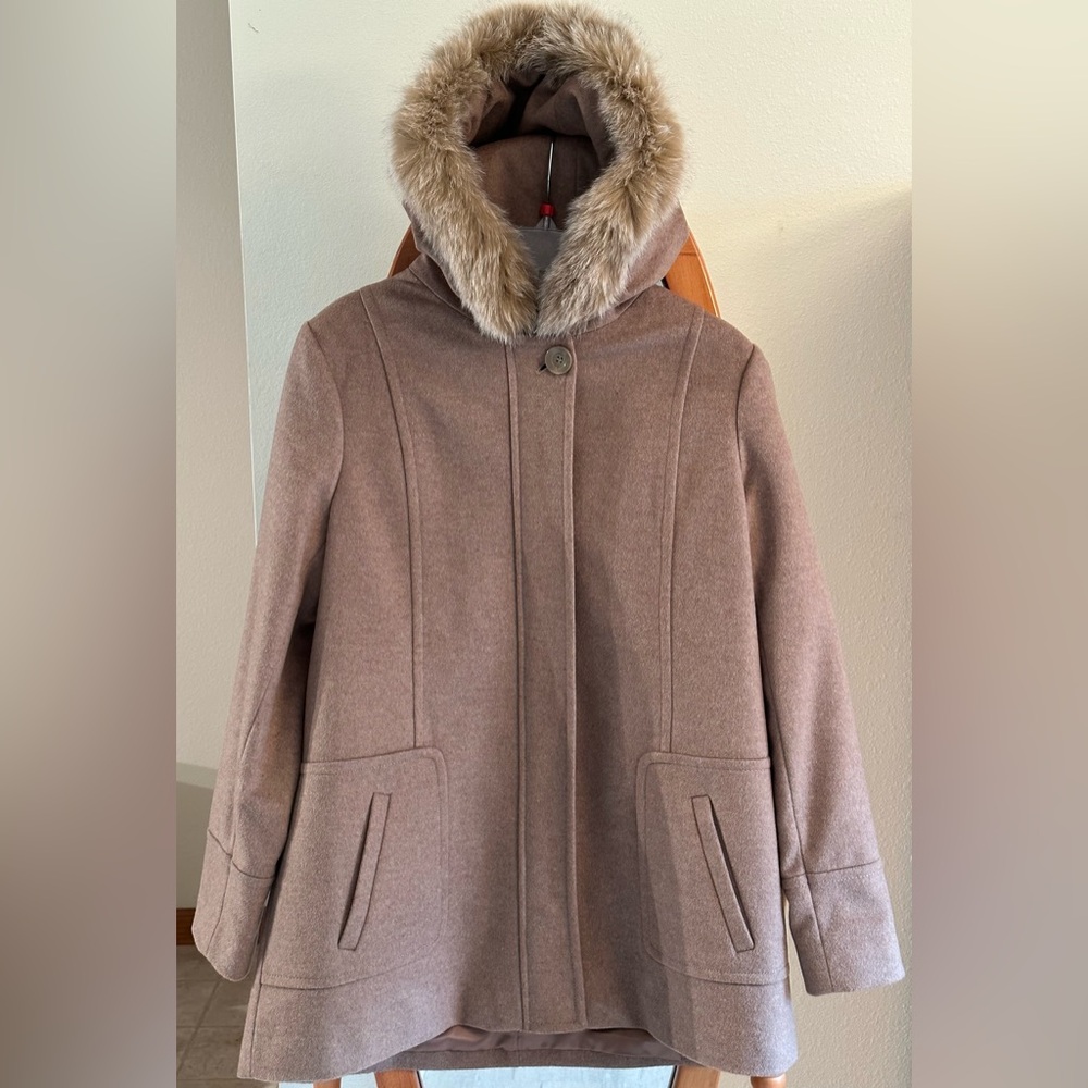 NWOT Nordstrom SACHI Winter Collection with Fox Fur Hood Size Large